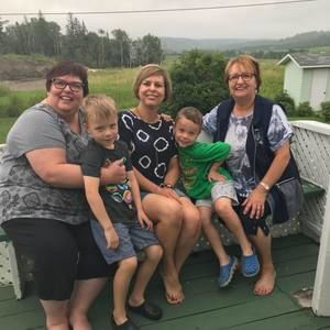 Meet your Posher, Louise